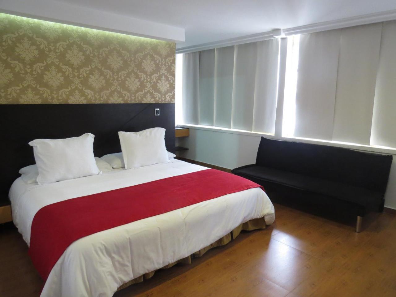 Hotel Leon Dorado ブカラマンガ エクステリア 写真