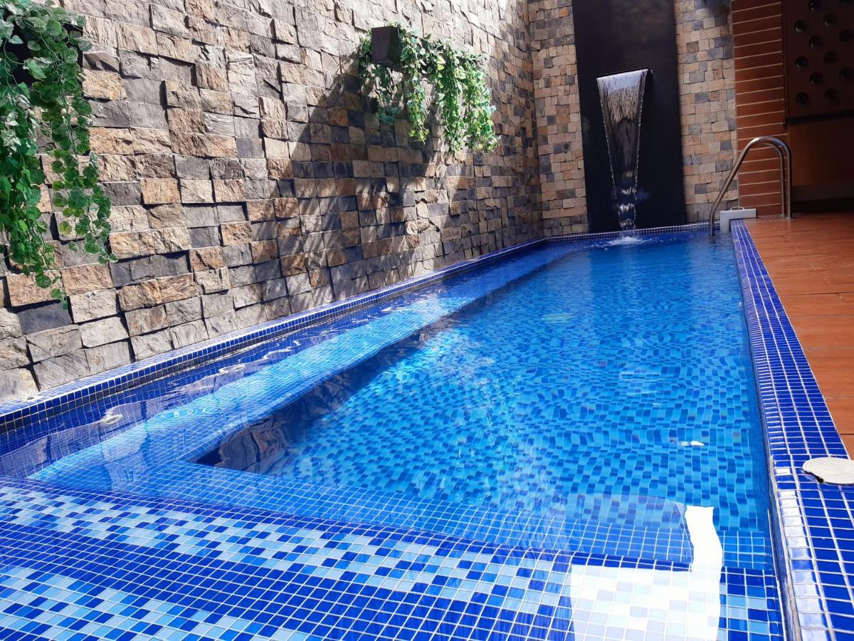 Hotel Leon Dorado ブカラマンガ エクステリア 写真